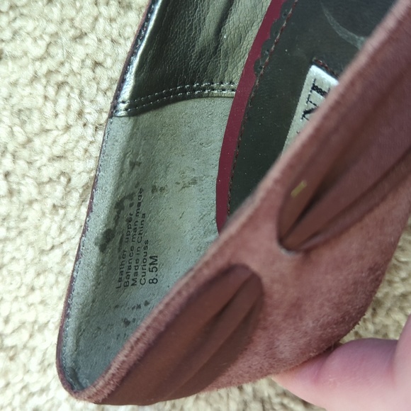 Alfani sz8.5 purply/ mauve suede pumps with ribbon detail - Picture 8 of 8